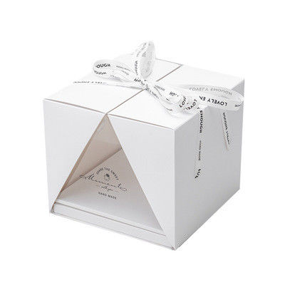 4C Offset Printing Dessert Takeaway Boxes CMYK Color Elegant Food Packaging